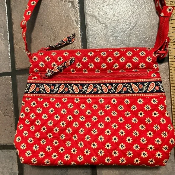 Vtg Vera Bradley red blue floral quiled cute baguette handbag purse tote - Picture 5 of 8